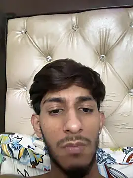 ronnnnn718 online show from July 2026 11:20:02 PM
