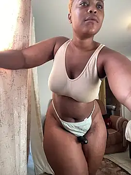Luciusbooty online show from July 2026 07:15:02 AM