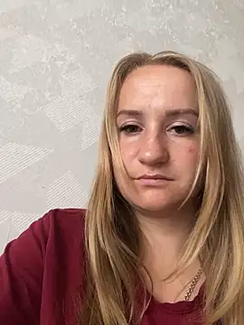 Emilia kis online show from June 2026 10:47:02 AM