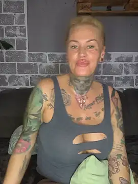 Snapshot of InkedMissLaBaehm chatting on June 2026 08:03:01 PM InkedMissLaBaehm online show from June 2026 08:03:01 PM