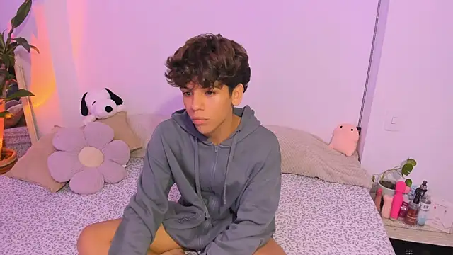Samy Twink online show from June 2026 03:20:02 AM