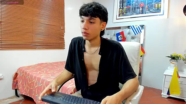 Snapshot of Jake_Falcon chatting on July 2026 11:34:01 AM Jake Falcon online show from July 2026 11:34:01 AM