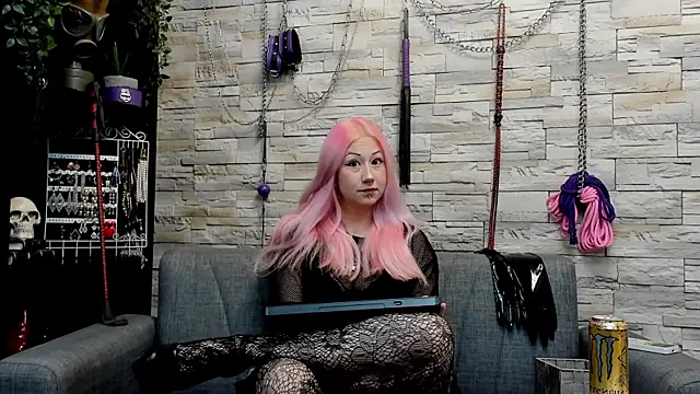 Miss Kaz online show from August 2026 03:23:02 AM
