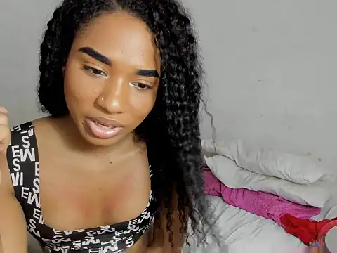 Nassoumi Reyes online show from July 2026 02:13:01 PM