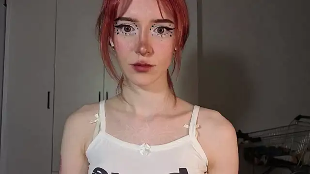 Snapshot of KayleneWesterberg chatting on July 2026 03:21:02 PM KayleneWesterberg online show from July 2026 03:21:02 PM