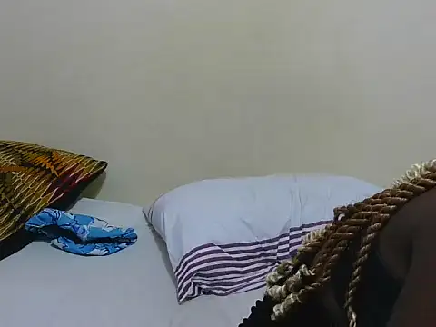 Snapshot of Arriana_ chatting on July 2026 08:52:02 PM Arriana online show from July 2026 08:52:02 PM