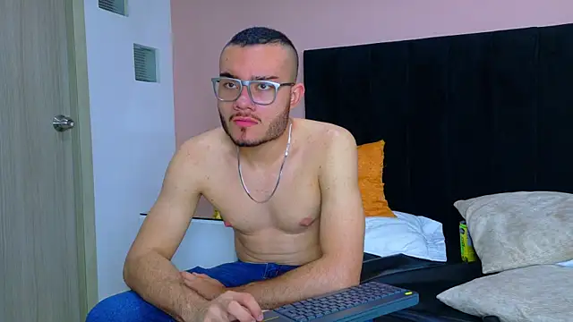Matia Zelvya online show from July 2026 12:31:01 PM