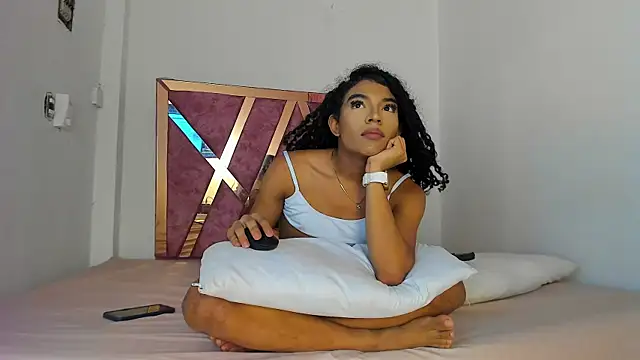 ameliaduval online show from July 2026 09:19:02 PM