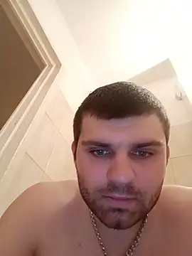 VolodimirKovalchukk online show from July 2026 09:57:01 PM