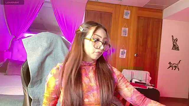 Snapshot of Cattleya_Love chatting on July 2026 03:15:01 AM Cattleya Love online show from July 2026 03:15:01 AM