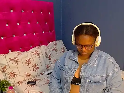 MISS BLACKBERY online show from August 2026 03:54:01 AM