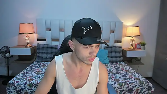 Zeus damian21 online show from July 2026 03:11:01 AM