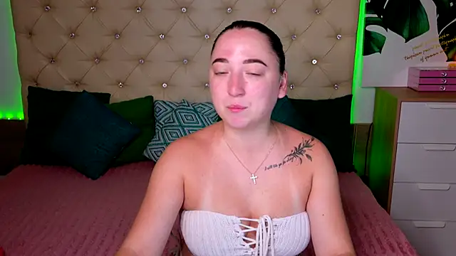 AVA MAXIMUS online show from July 2026 04:50:02 AM
