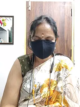 Snapshot of Tamil_white_beauty chatting on July 2026 12:51:01 PM Tamil white beauty online show from July 2026 12:51:01 PM