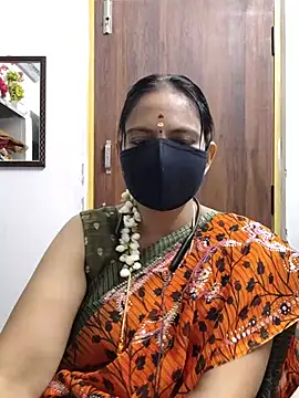 Snapshot of Tamil_white_beauty chatting on July 2026 03:26:01 PM Tamil white beauty online show from July 2026 03:26:01 PM