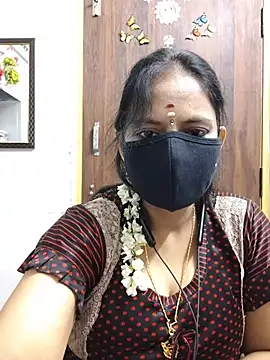 Snapshot of Tamil_white_beauty chatting on July 2026 02:54:01 PM Tamil white beauty online show from July 2026 02:54:01 PM