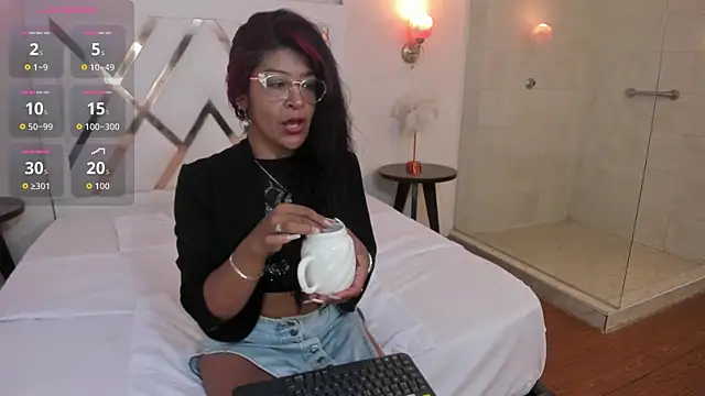 Sky Collins  online show from July 2026 07:56:04 PM