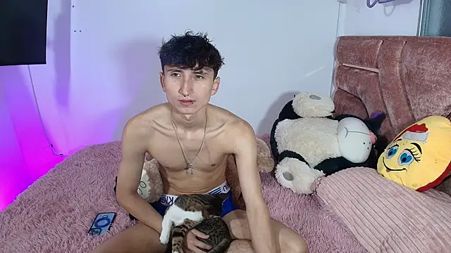 Alejo cb online show from July 2026 05:04:02 PM