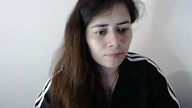 Luna zoe online show from July 2026 09:52:01 PM