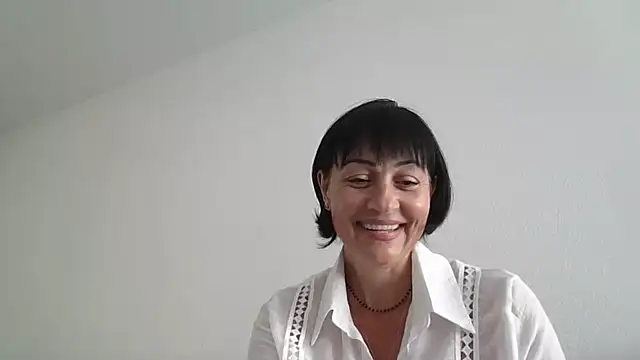 Snapshot of Lakomka499 chatting on July 2026 05:37:01 AM Lakomka499 online show from July 2026 05:37:01 AM