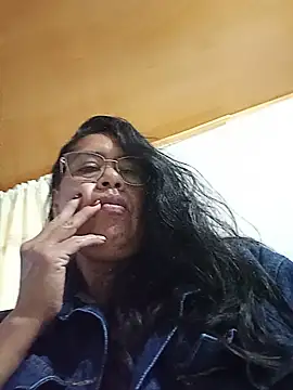 Snapshot of Emilif_ chatting on July 2026 04:53:01 PM Emilif online show from July 2026 04:53:01 PM