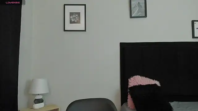 Snapshot of Sara_B chatting on July 2026 05:59:02 PM Sara B online show from July 2026 05:59:02 PM