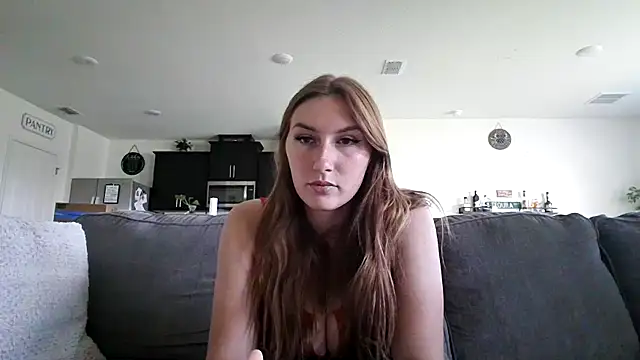 Snapshot of WinterReign12 chatting on June 2026 05:15:02 PM WinterReign12 online show from June 2026 05:15:02 PM