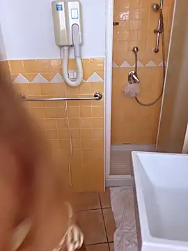 housewifebella online show from July 2026 09:29:02 AM