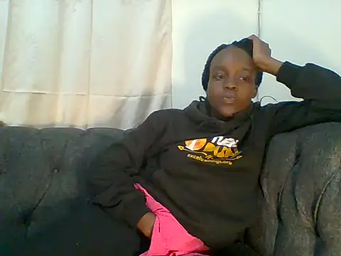 Sexylov25 online show from June 2026 08:33:02 PM