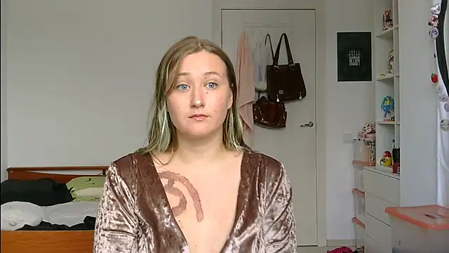 yourcherry3 online show from June 2026 07:47:02 AM