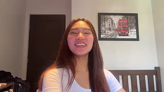EusebiaTaus online show from June 2026 02:47:02 AM