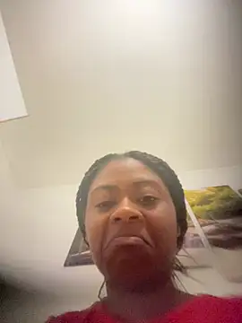 Snapshot of la_manzana chatting on June 2026 08:55:02 PM la manzana online show from June 2026 08:55:02 PM