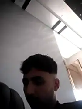 Snapshot of achraf31 chatting on June 2026 03:49:02 PM achraf31 online show from June 2026 03:49:02 PM
