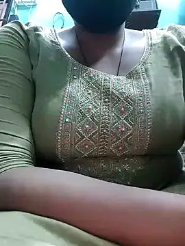 Snapshot of Hot_Darling001 chatting on June 2026 09:25:02 AM Hot Darling001 online show from June 2026 09:25:02 AM