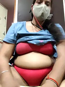 Snapshot of Hot_Darling001 chatting on July 2026 03:57:02 AM Hot Darling001 online show from July 2026 03:57:02 AM