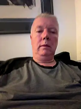 Snapshot of cumboy chatting on September 2025 10:42:01 PM cumboy online show from September 2025 10:42:01 PM