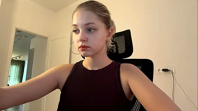 EveryoneEve online show from July 2026 07:17:02 AM