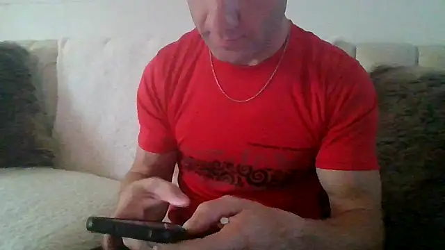 HotStraightDude online show from June 2026 03:05:02 PM