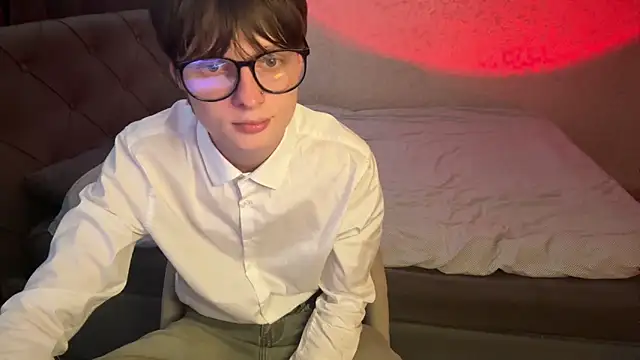 davloves online show from June 2026 10:30:01 AM