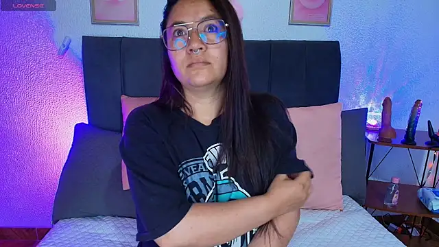 samm curvy online show from July 2026 08:43:02 AM