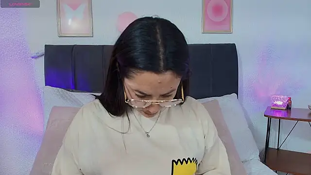 samm curvy online show from July 2026 07:42:02 PM
