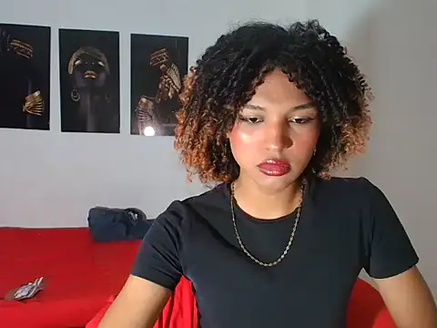 Snapshot of Elianisbigcock chatting on July 2026 02:21:01 PM Elianisbigcock online show from July 2026 02:21:01 PM