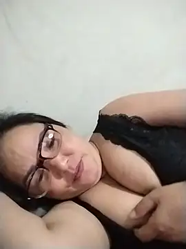 Snapshot of Naaya8109 chatting on July 2026 12:02:02 AM Naaya8109 online show from July 2026 12:02:02 AM