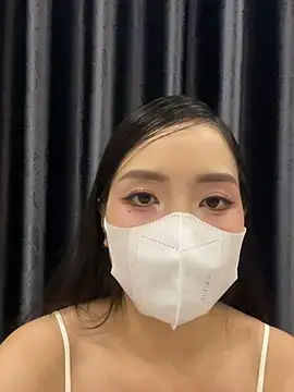Lilyluta2000 online show from July 2026 04:11:01 PM