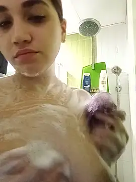 Violettvans3233 online show from June 2026 01:37:02 PM