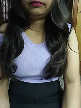 sexy-pari8 online show from August 2026 05:26:01 PM