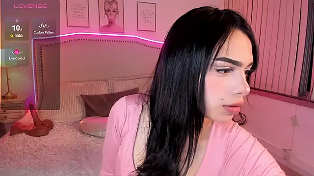 Snapshot of mila__vega chatting on July 2026 04:18:01 AM mila vega online show from July 2026 04:18:01 AM