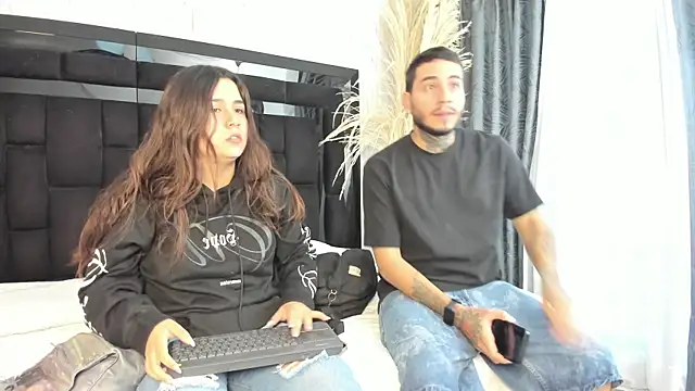 GabbyAndDominic online show from July 2026 11:31:02 AM