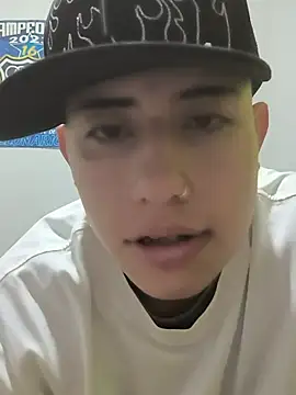 Thiagoo Vega online show from July 2026 11:14:02 PM