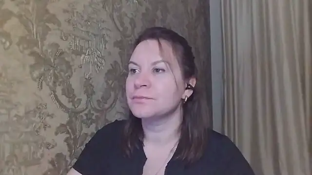 Snapshot of Lauralison chatting on July 2026 09:54:01 PM Lauralison online show from July 2026 09:54:01 PM